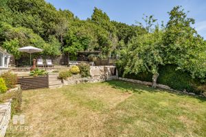 Photo 19- click for photo gallery